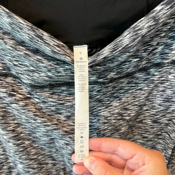Lululemon women’s ready to rulu ruched tight 28” size 6 - Picture 10 of 11